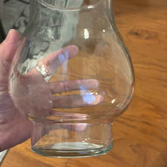 Vintage 80s/90s Anchor Hocking Thick Glass Footed Hurricane Accent Vase - Picture 5 of 10